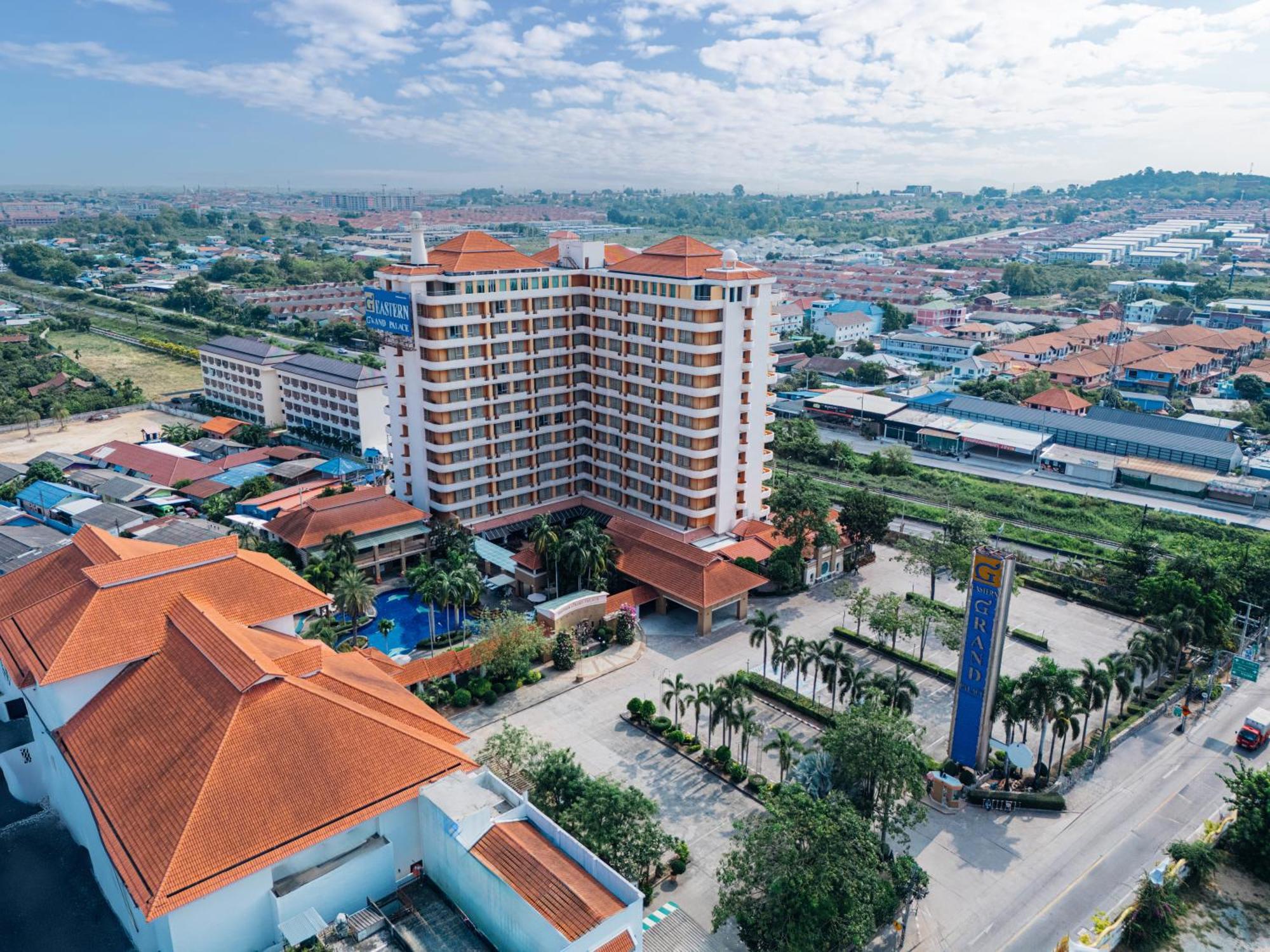 Eastern Grand Palace Pattaya Esterno foto